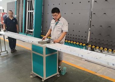 Máquina de corte de alumínio portátil da barra do espaçador manutenção fácil de 0,55 quilowatts
