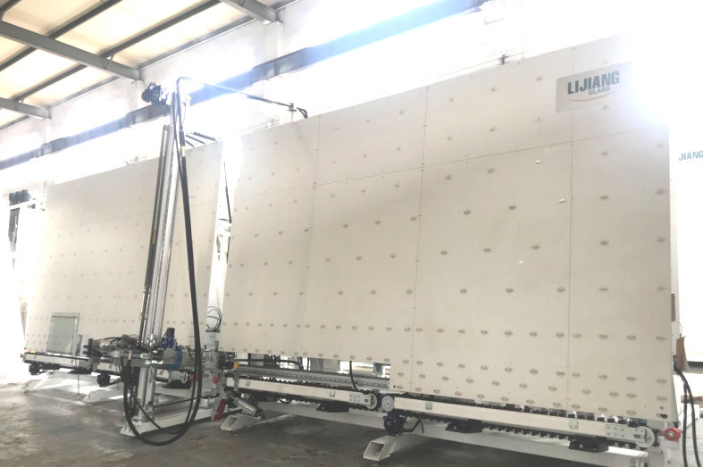 Máquina de vidro de isolamento automática do robô da selagem para 3 ou 4 - vidro da etapa tomada partido