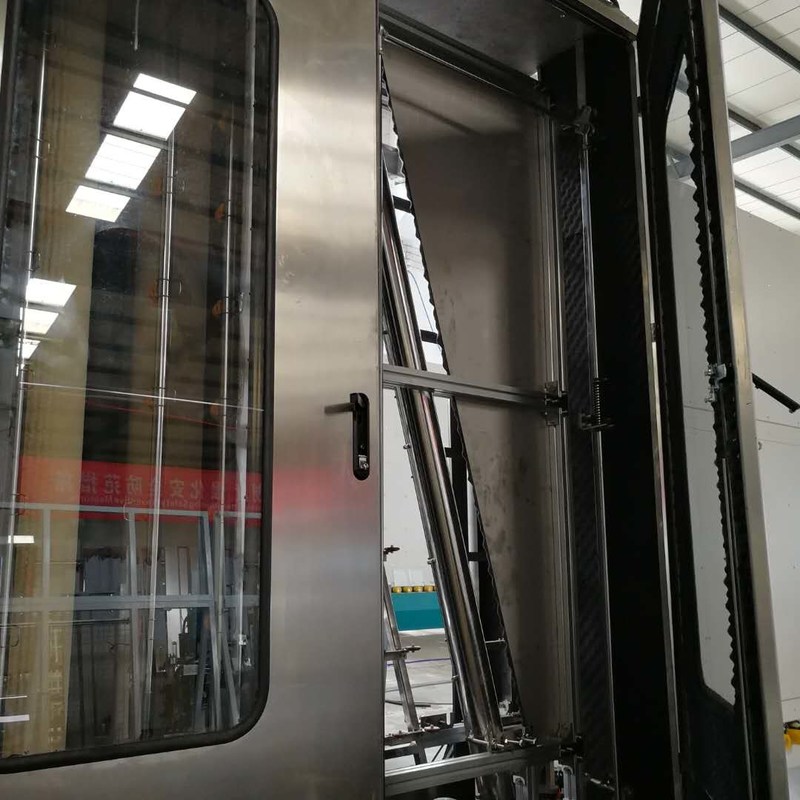 A linha de produção de vidro de isolamento vertical, pode escolher o tamanho de vidro mínimo e máximo