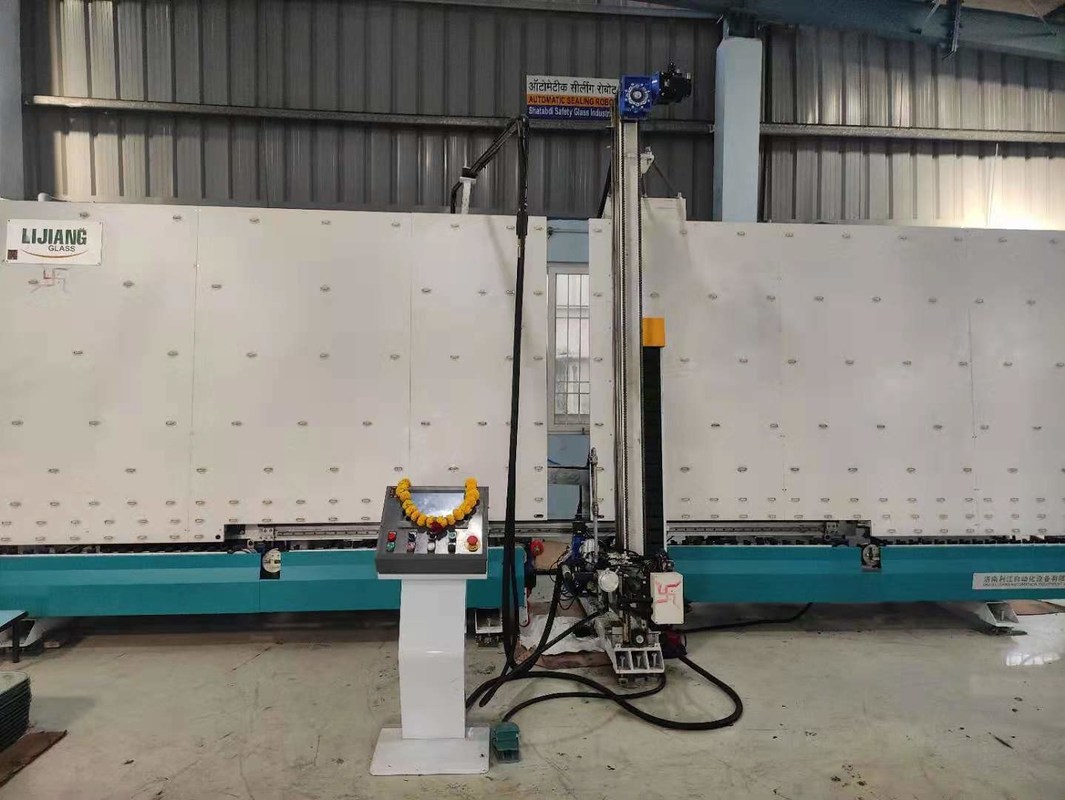 máquina de vidro da selagem da espessura 12-56 milímetro para o robô de vidro de isolamento da selagem do silicone