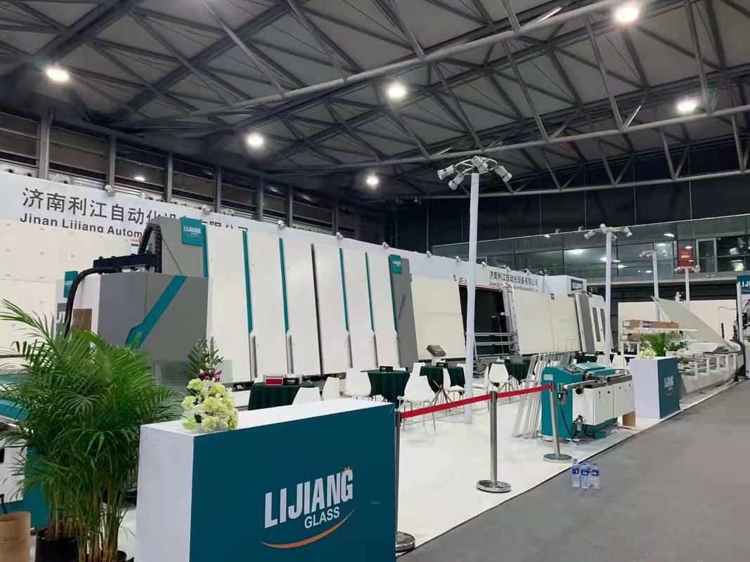 Linha de produção de vidro de isolamento de pressão lisa maquinaria da laminação externo com enchimento do gás do argônio