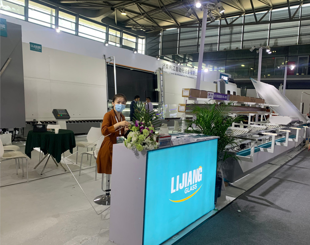 Linha de produção de vidro de isolamento de pressão lisa maquinaria da laminação externo com enchimento do gás do argônio