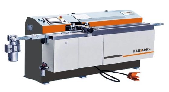 Máquina de extrusão automática de butil LJTB01
