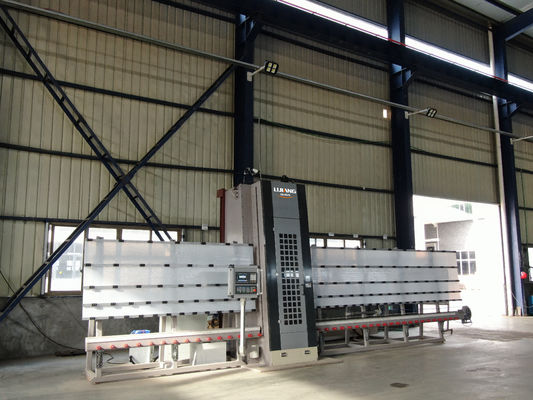Máquina de perfuração e fresagem vertical CNC